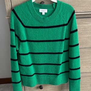Evereve green and black sweater size XS